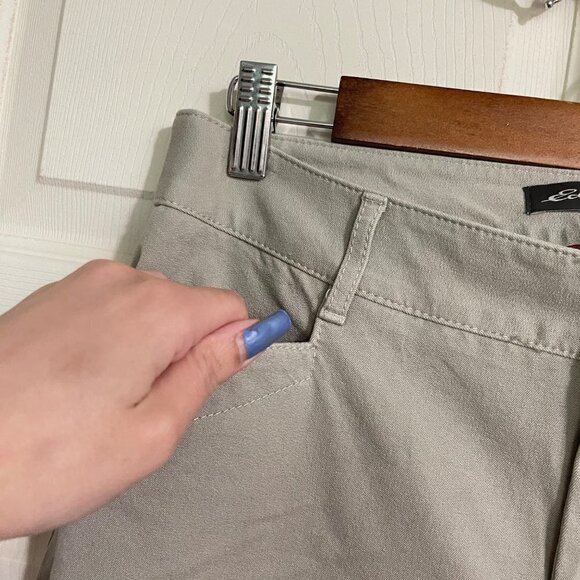 Eddie Bauer Womens Khaki Tan Pockets Straight Leg Mid Rise Trouser Pants Size 6P - Picture 4 of 8